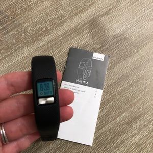 Vivofit 4 step tracker